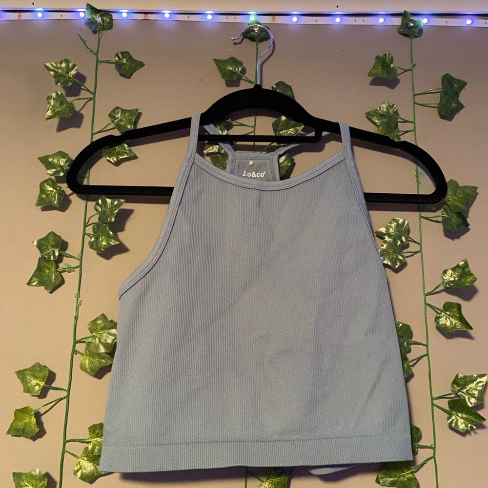 women’s tank crop top